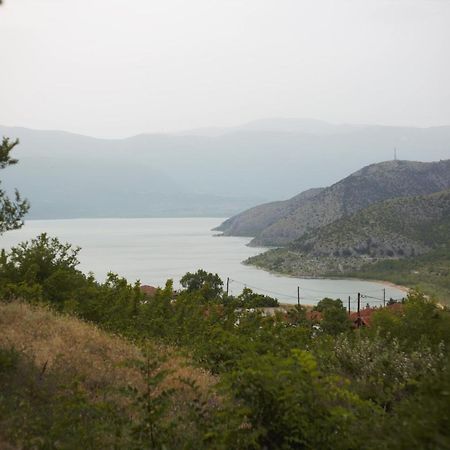 Countryside Cottage With Garden & Lake View Peraia  Exterior foto